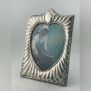 David Shaw Sterling Silver picture frame Hallmarked 5” X 7”. #2​​​​​​​​